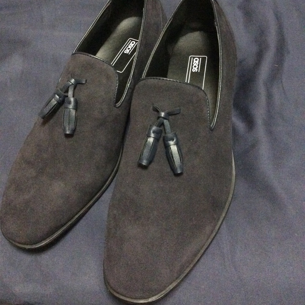 ASOS DESIGN Wide Fit tassel loafers in faux suede